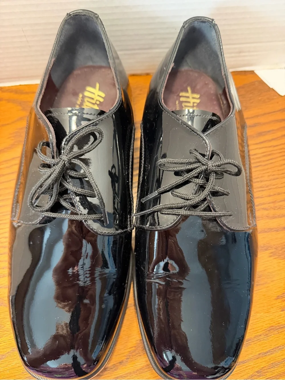 Hitchcock wide shoes for Men. Black Patent Oxford Lace-Up Dress Shoes